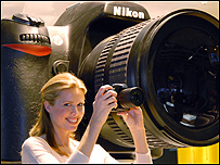  ۱۶۰۰ توليد کننده از ۵۰ کشور دنيا جديدترين محصولات خود را در اين نمايشگاه معرفی می کنند