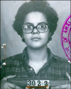 Foto de Dilma Rousseff que após ter sido presa pelo regime militar nos anos 1970 (Reuters)