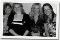Cyn ddisgyblion: Debbie Williams, Siân Clwyd, Sarra Elgan, Siân Hopkins