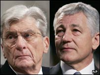 جان وارنر (چپ) و چاک هگل