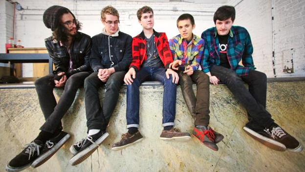 Surfer Blood promotional image