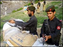 نیروهای شبه نظامی پاکستان در شمال غربی این کشور