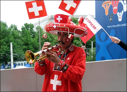 swissfantrumpet418.jpg