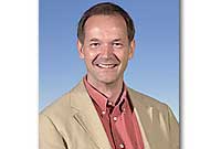 Andrew green y Llyfrgellydd Cenedlaethol