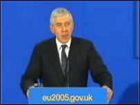 Jack Straw bütçeyi sunuş konuşması yapıyor