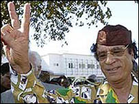 ليبی در ماه دسامبر سال گذشته ميلادی (2003) اعلام کرد که که در نظر دارد برنامه سلاحهای کشتار جمعی خود را از بين ببرد