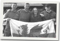 Rhian Davies a chriw o Ruthun