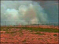 Fumaça saindo do aeroporto de Barajas