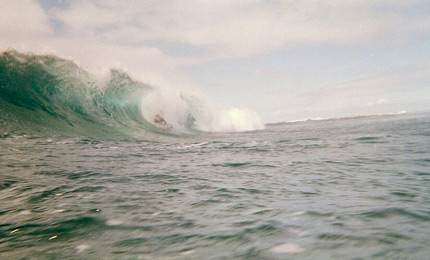 "Dangerous" Dave Dennis finds the pit, bodyboard, Canary Islands.