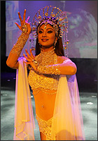 Shilpa Shetty live on stage in Miss Bollywood