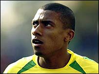 Meio-campo Kleberson