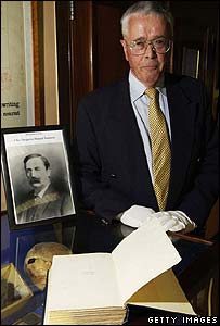 内维尔·斯旺森