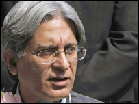  اعتزاز احسن(فائل فوٹو)