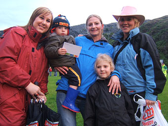 Hannah, Caleb, Gwen, Cadi ac Eleri