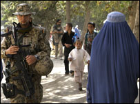 سرباز ایساف