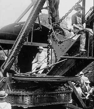Theodore Roosevelt visits the Canal, under construction in 1906