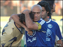 هفته بيستم ليگ برتر فوتبال ايران با پيروزی استقلال و تساوی سايپا همراه بود