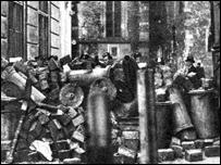 Barikáda v Praze v květnu 1945