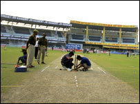 कानपुर पिच