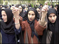 Sinh viên Iran biểu tình