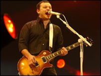 James Dean Bradfield, cantor dos Manic Street Preachers