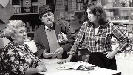 Charles Williams, Gillian Elisa Thomas a Harriet Lewis