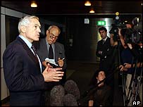 Wesley Clark v Haague