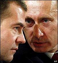 O vice-premiê russo Dmitry Medvedev e o presidente da Rússia, Vladimir Putin