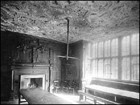 The Reindeer Inn, the Globe Room, c1889