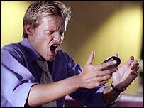 مارک وارن، بازيگر، در صحنه ای از سريال تلويزيونی Twisted Tales