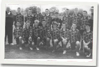 O'r chwith, rhes gefn: Eifion Daniels (hyfforddwr) Ianto, Osian, Lawrence, David, Sion, Steffan, Tomos, Lloyd, Wayne Mason (hyfforddwr.) Rhes flaen: Justin, Steffan, Rhodri, Dyfan, Jack, Rhodri, Joe a Jack
