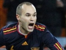 Iniesta, shënuesi i golit të fitores