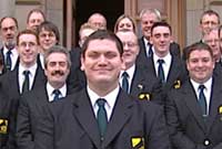 Arweinydd y band - Gavin Saynor