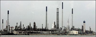 تاسیسات نفتی