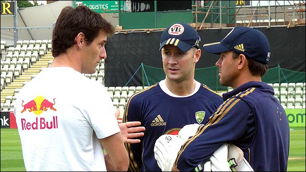 Formula 1 driver Mark Webber with Australian cricketers Michael Clarke and captain Ricky Ponting