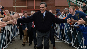 罗姆尼与支持者