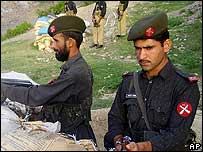 स्वात में पाकिस्तानी सैनिक