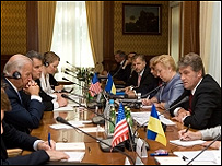 Байден та Ющенко