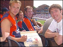 Somerset cricketers sign the scroll