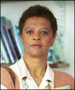 Angela Bruce in Ghosthunters