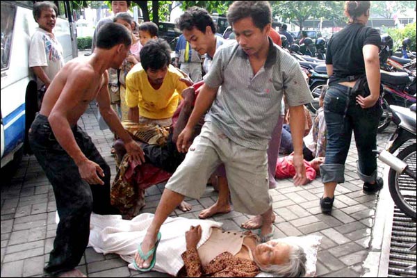 इंडोनेशिया में भूकंप