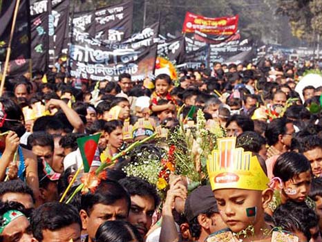 জনতার স্রোত।