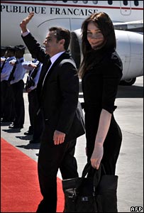 President Sarkozy with his wife Carla Bruni in South Africa (February 2008)