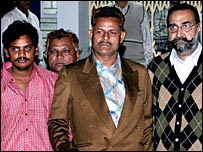 मोनिंदर और सुरेंद कोली