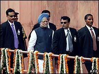 O primeiro-ministro da Índia, Manmohan Singh, em cerimônia no Forte Vermelho, em Nova Délhi