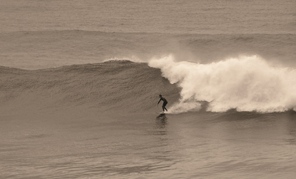 Joe Williams, again. This wave, Jardim Do Mar, breaking double overhead this day, presents one of the hardest challenges a surfer can face in the N hemisphere. Madeira 06. Pic: Amy