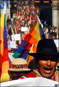 Bolivyalı çoğu yerli göstericiler