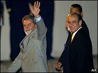 Lula no aeroporto Grupo 8