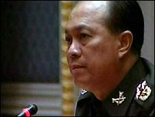 Tướng Anupong Paochinda