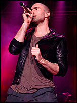 Maroon 5 (c) Shirlaine Forrest